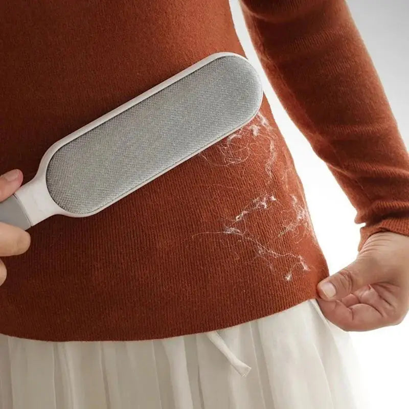 Brosse double face anti-poils